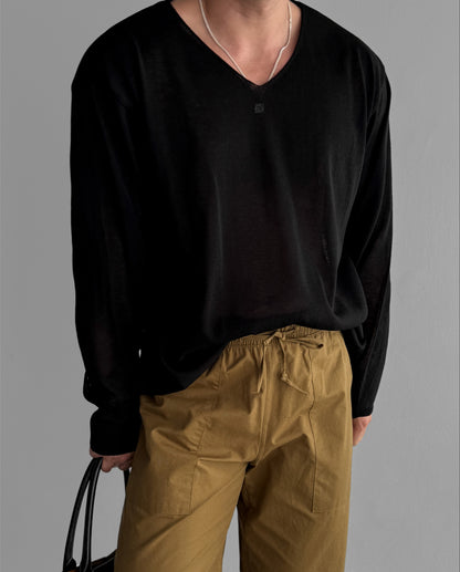 Slick V-Neck Linen Knit