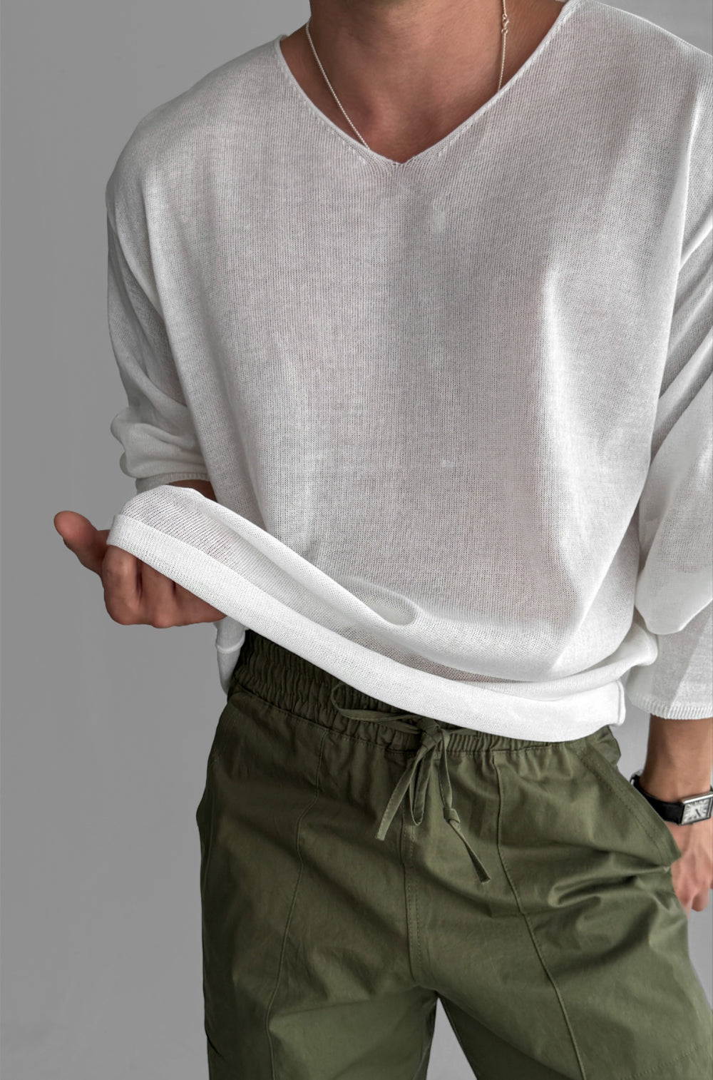 Slick V-Neck Linen Knit
