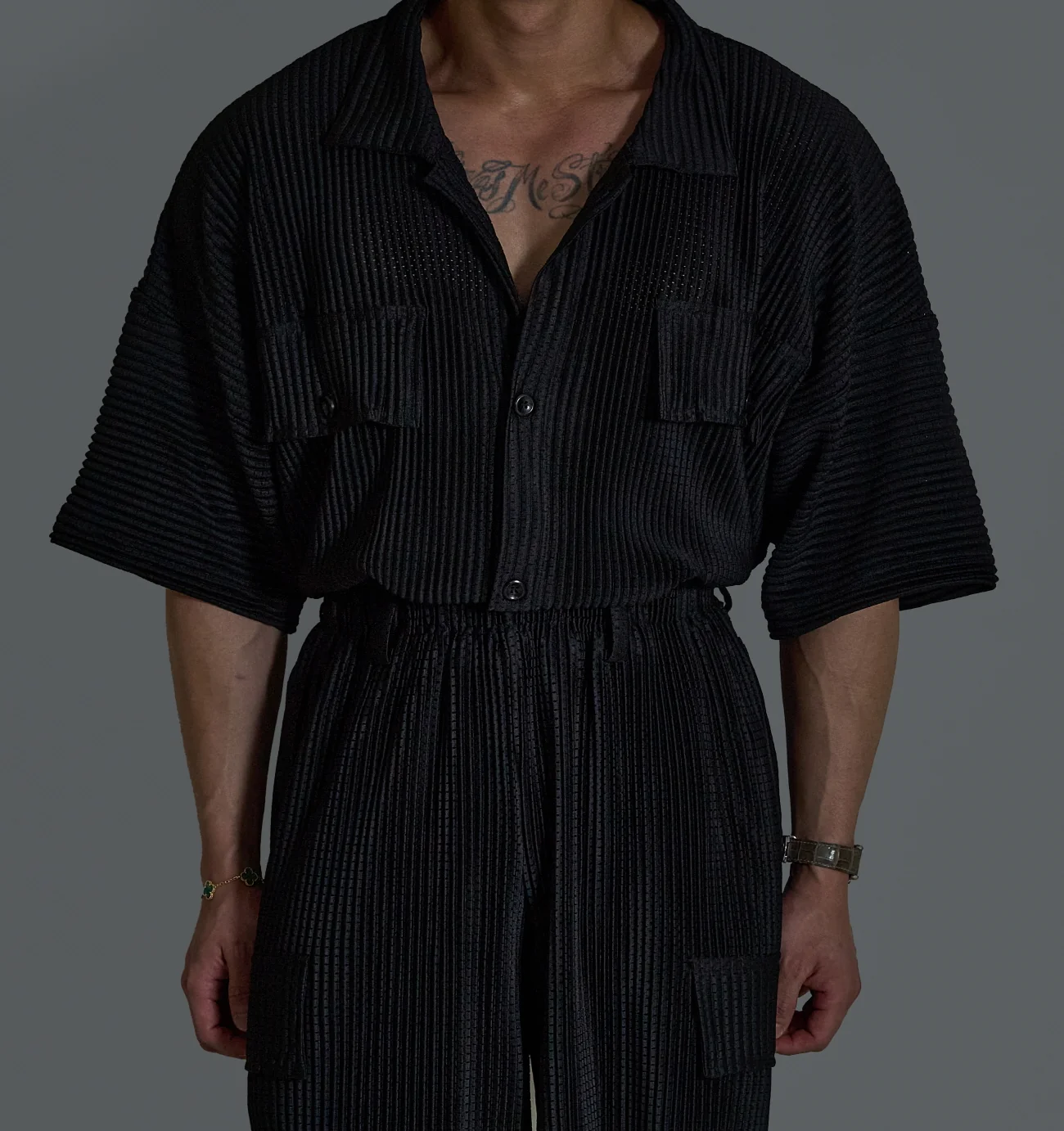 Lavi Linen Set-up