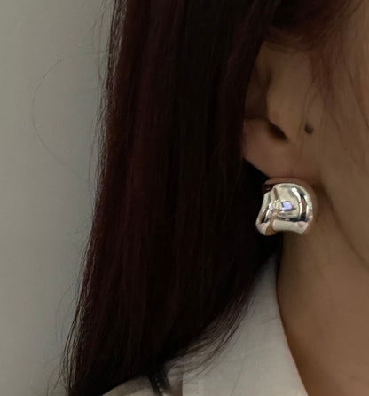 Melt Curve Earrings