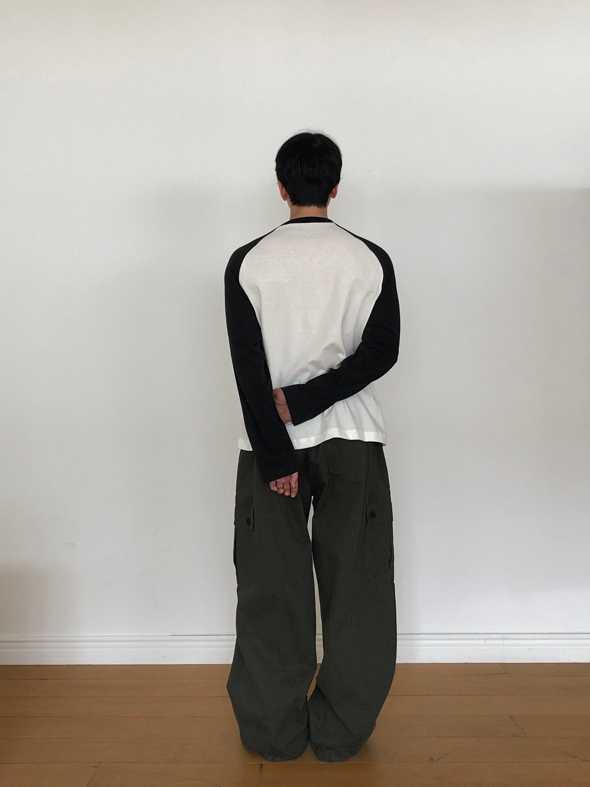 Two-Tone Raglan Long Sleeve Tee