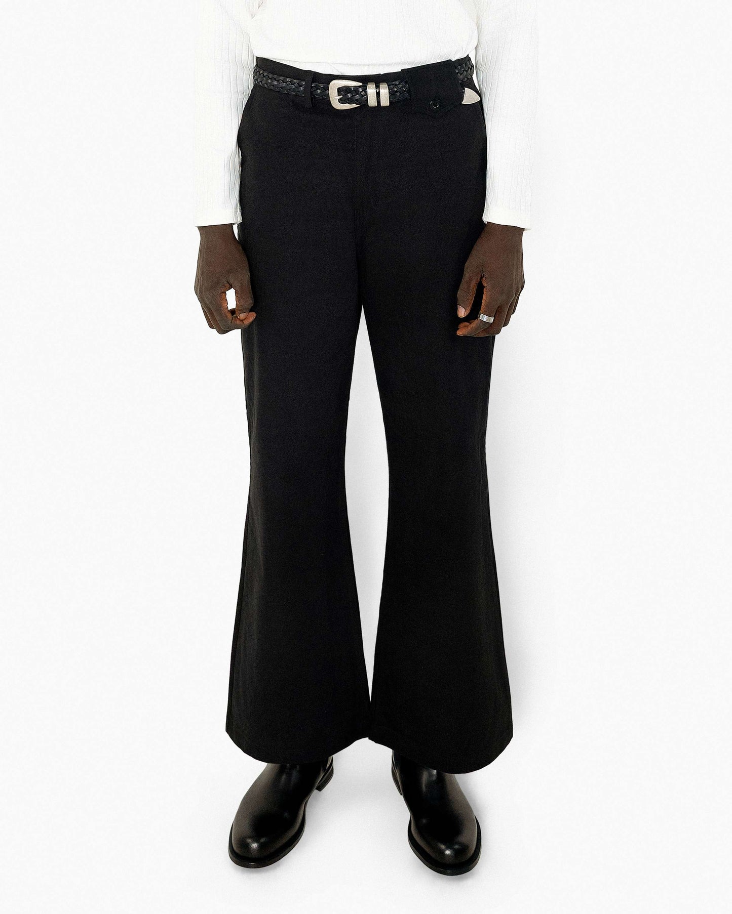 【REVURA レビュ―ラ】DROIT FLARED BELL BOTTOM CHINO PANTS - BLACK