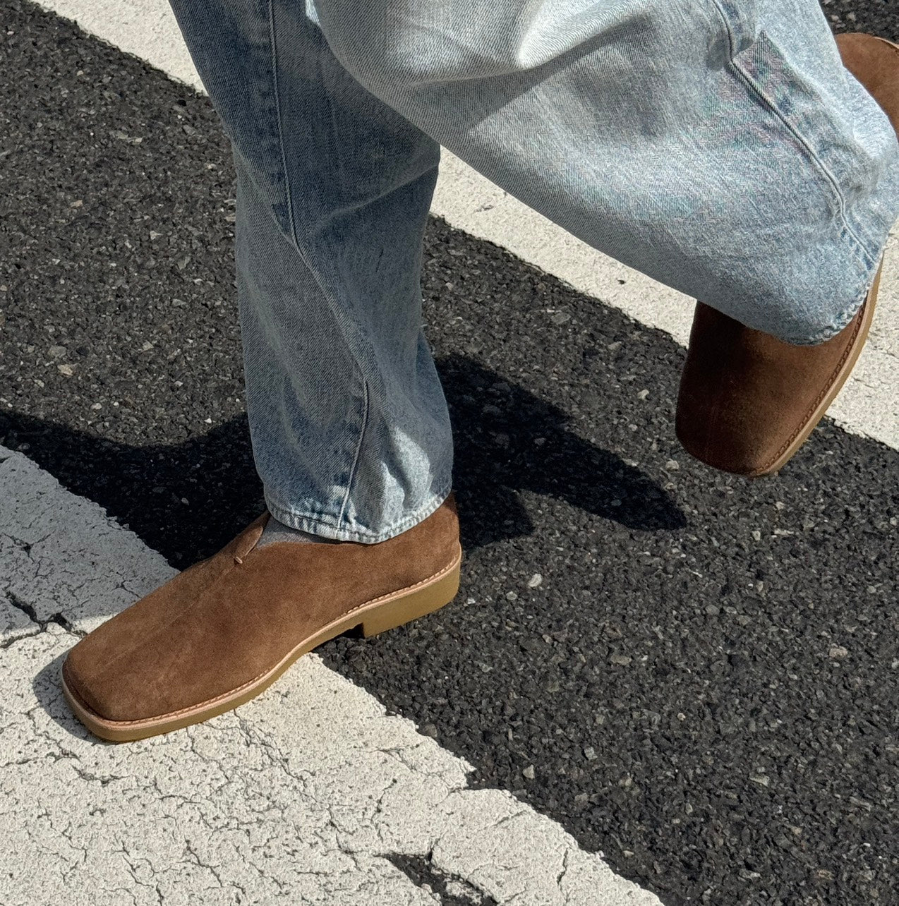 Suede Minimal Mule Loafer