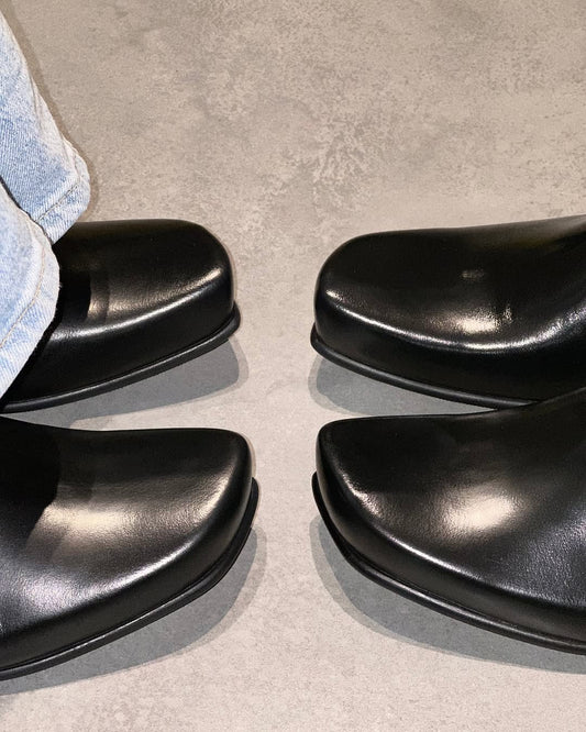 ARK (black)