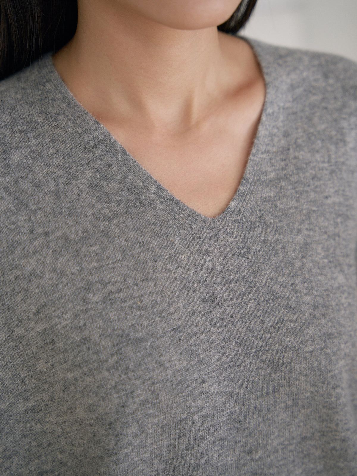 MARAN Cashmere Blend V-neck Pullover - Gray 商品画像15/21