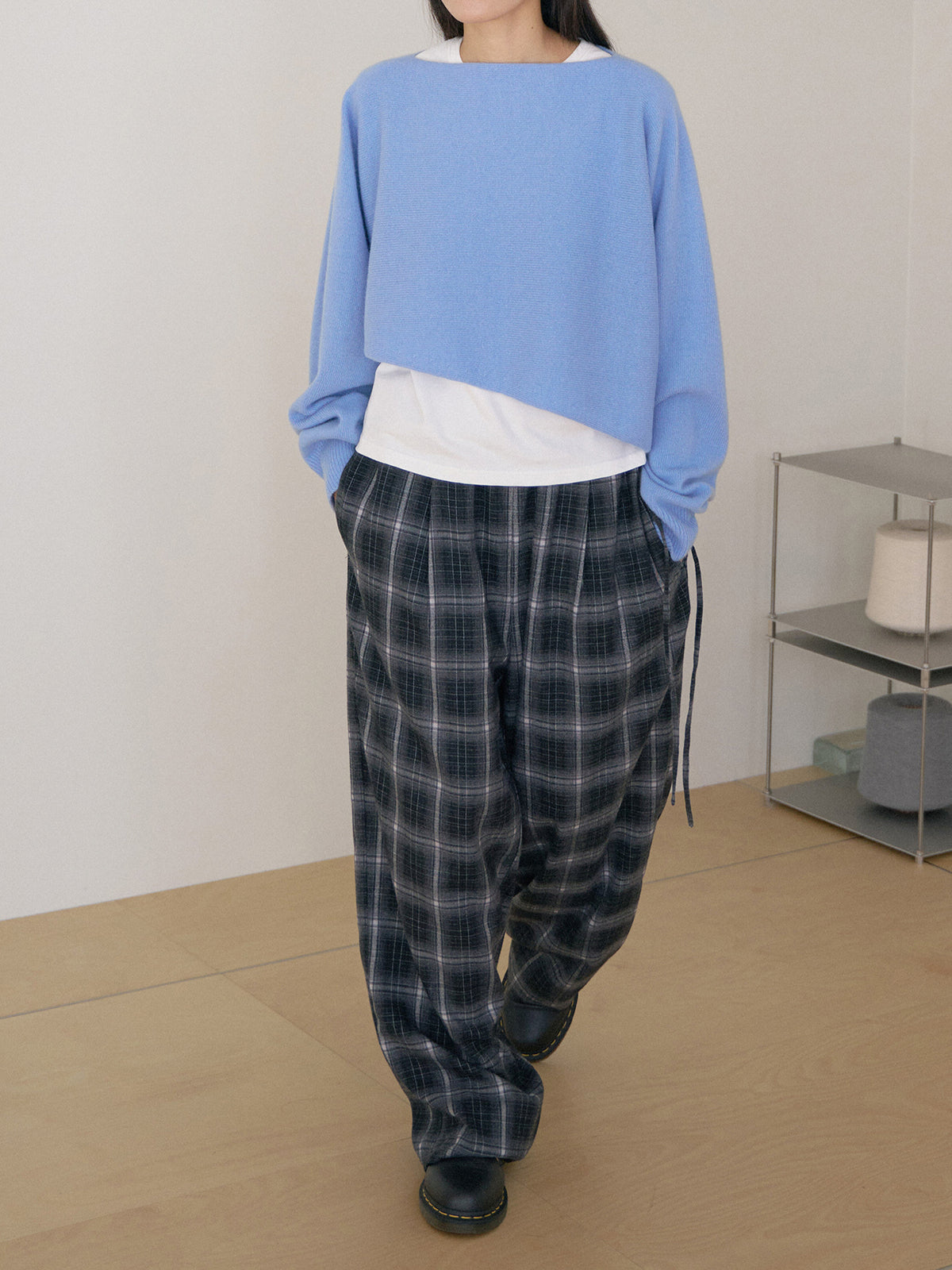 Unbalanced Boat Neck Pullover - Blue 6