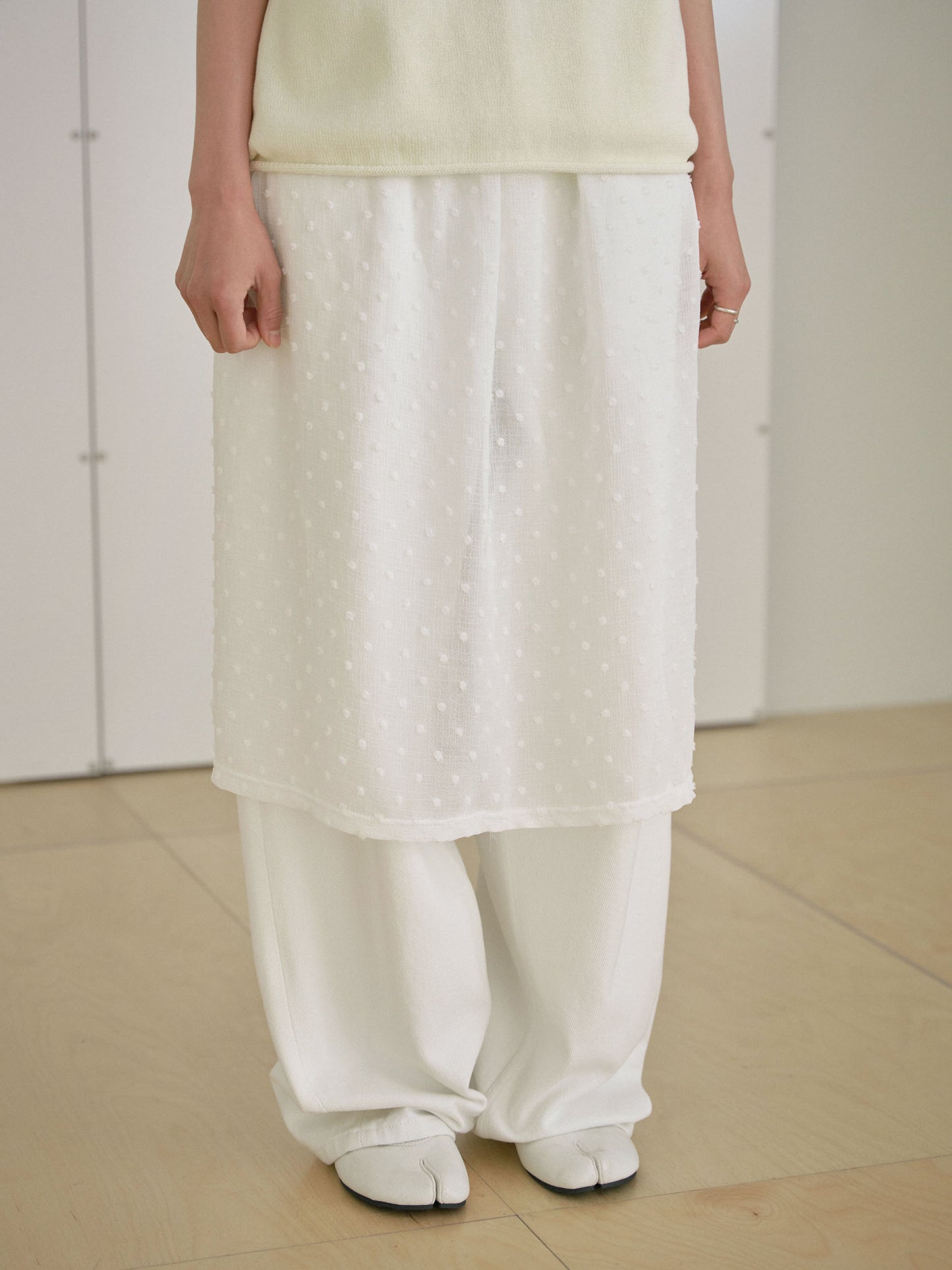 Dot Slit Skirt - Ivory