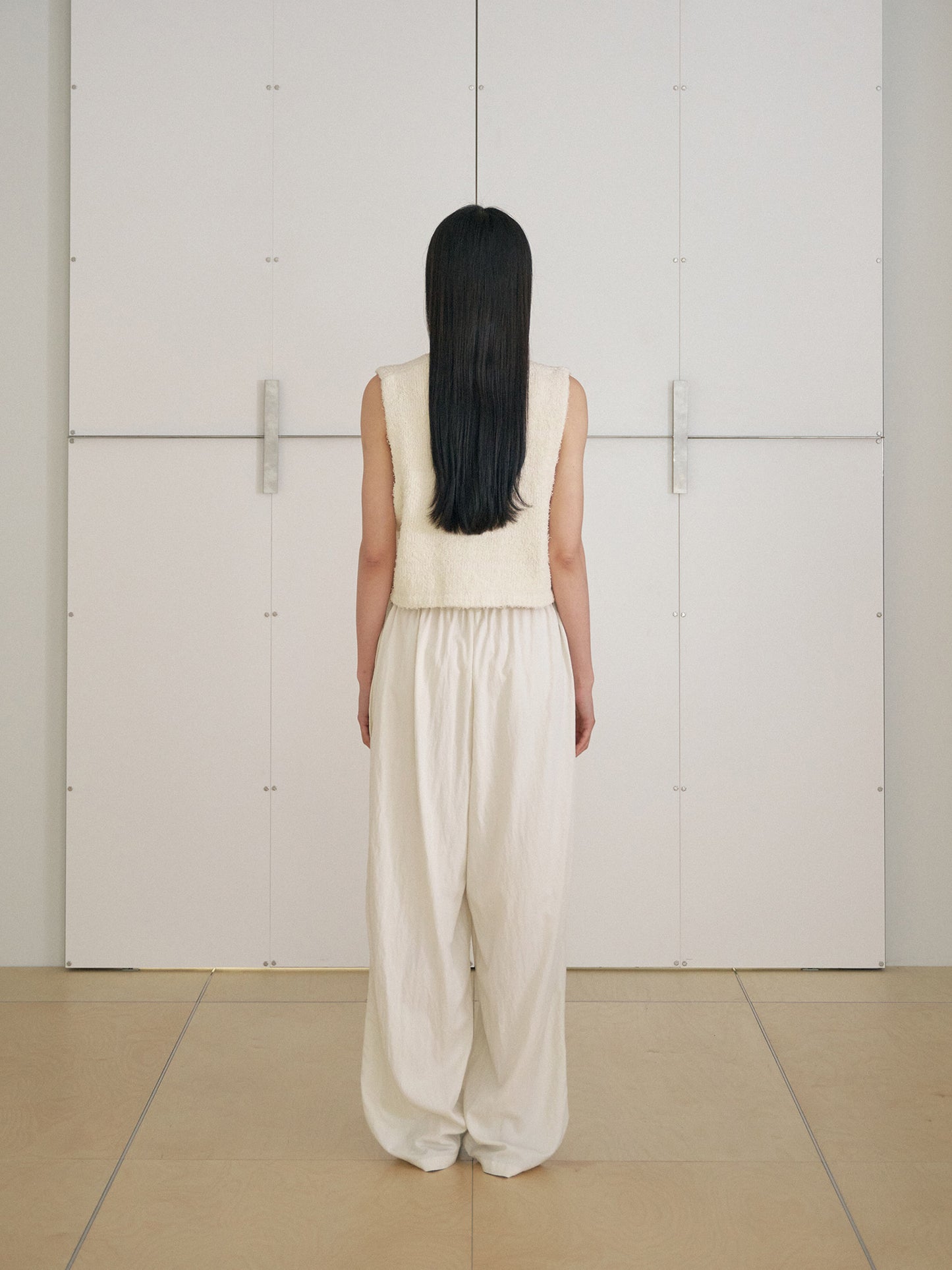 Sleeveless Button Cardigan - Beige
