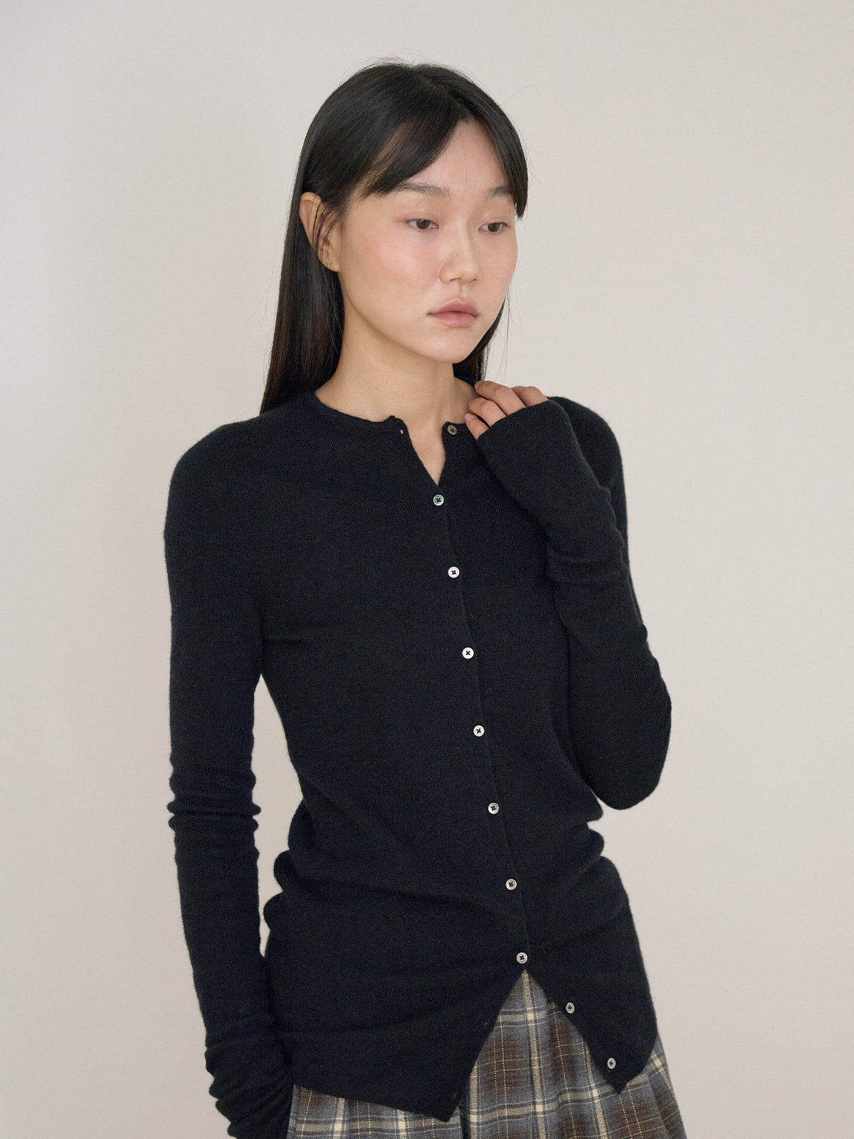 Alpaca Button Cardigan - Black 6