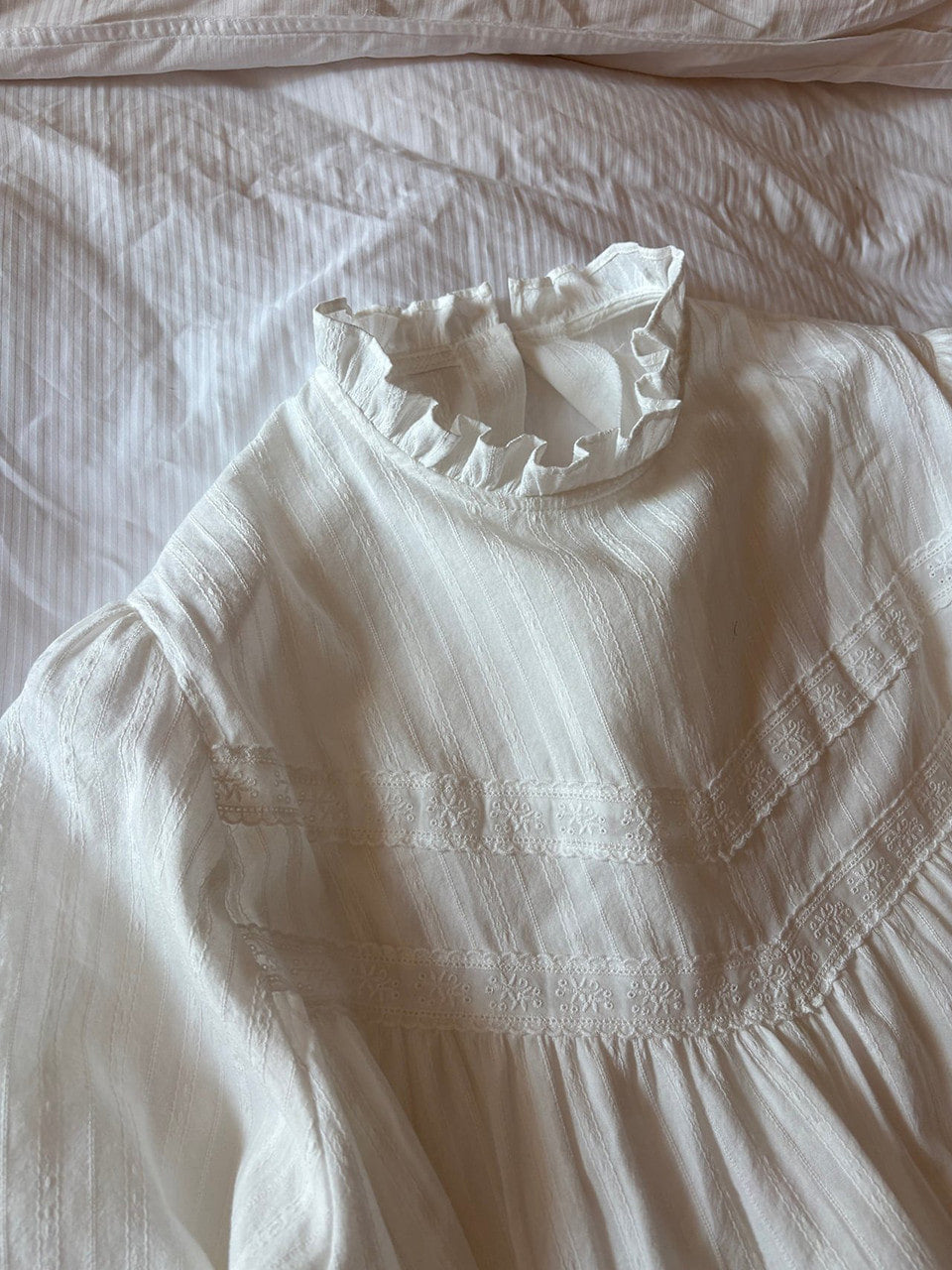 【A MA:DE】Oblique blouse