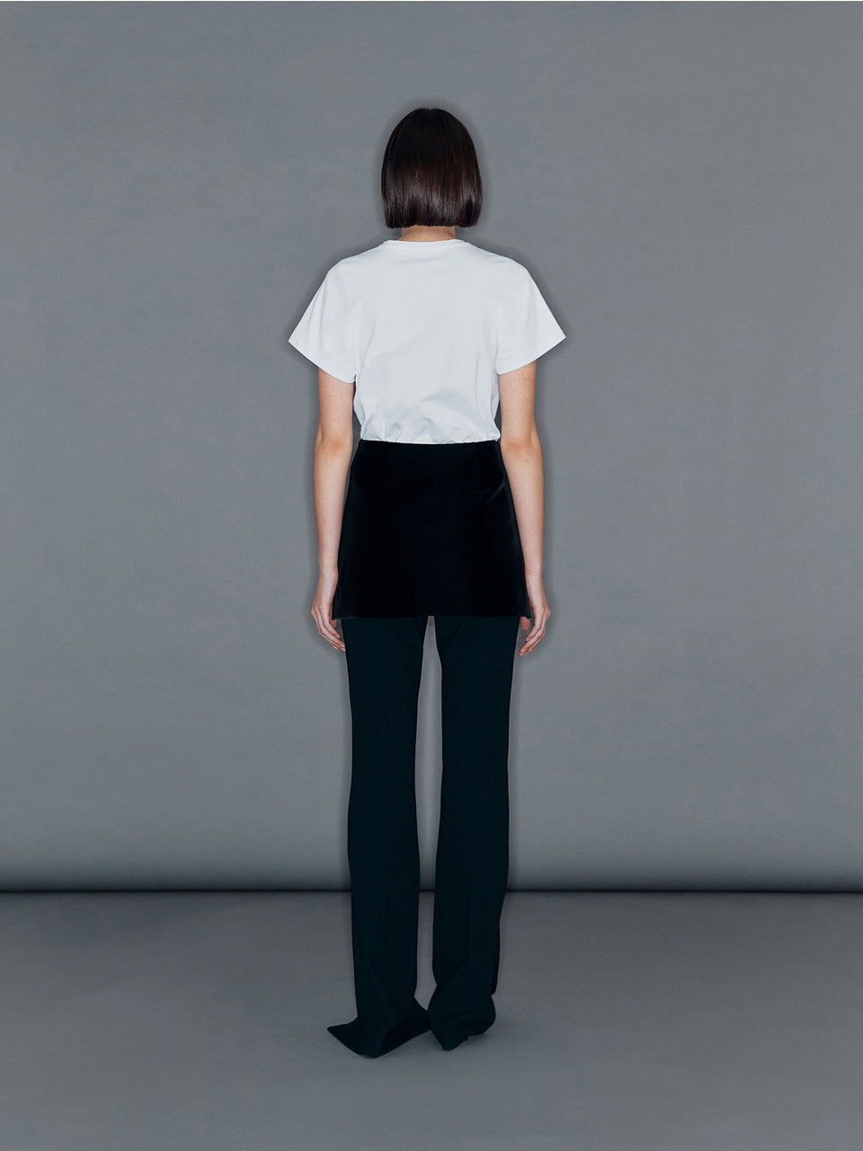 [ARIK.] ASCELLA Logo half sleeve t-shirt White Material notation is different ***