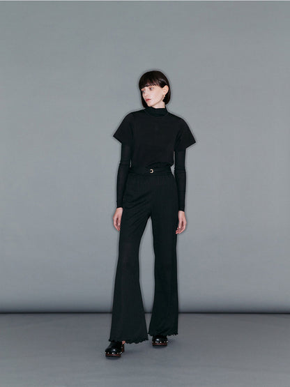 ARIK. ASCELLA Logo half sleeve t-shirt Black