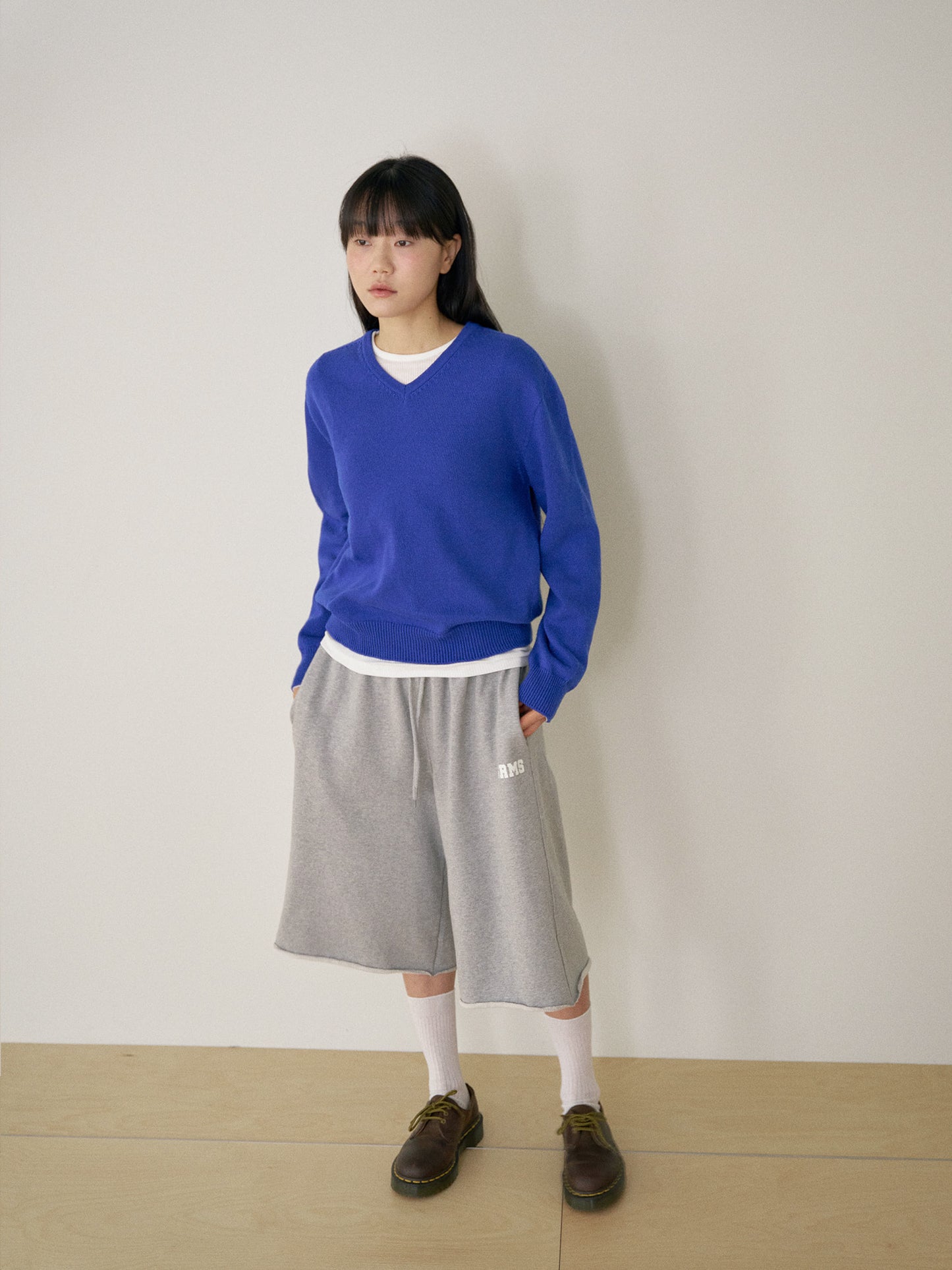 Cutoff Half Sweatpants - Gray