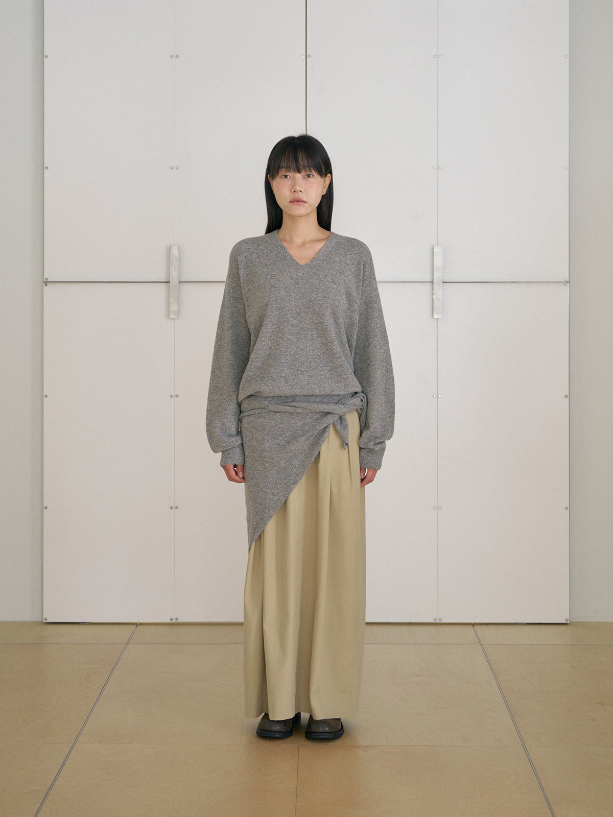 MARAN Cashmere Blend V-neck Pullover - Gray 商品画像18/21