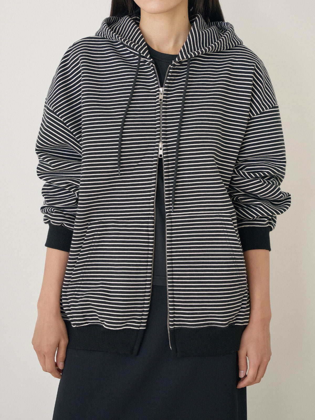 Stripe Hoodie Zip-up - Black 4