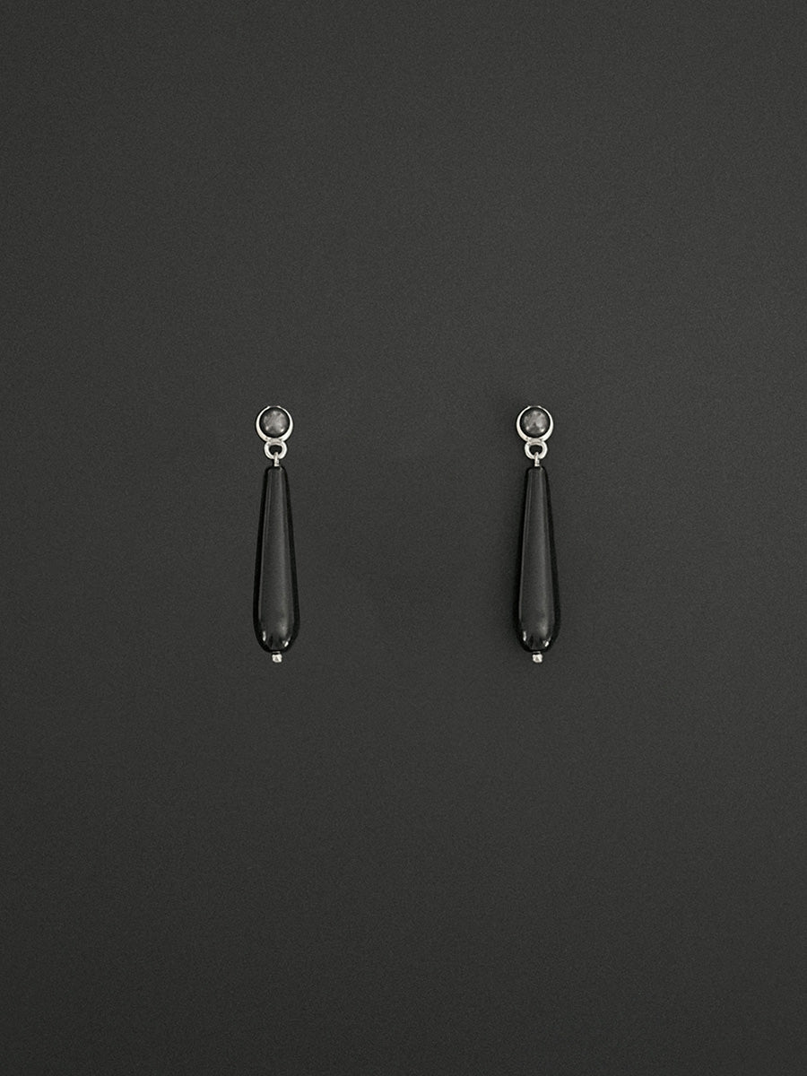 Park pine in onyx earring