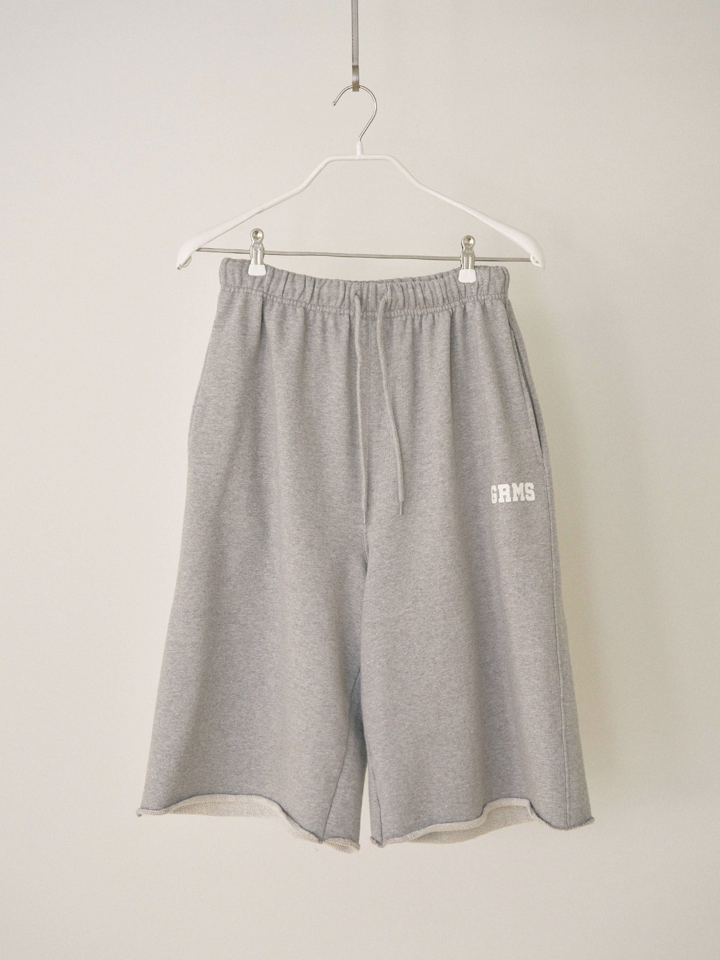 Cutoff Half Sweatpants - Gray