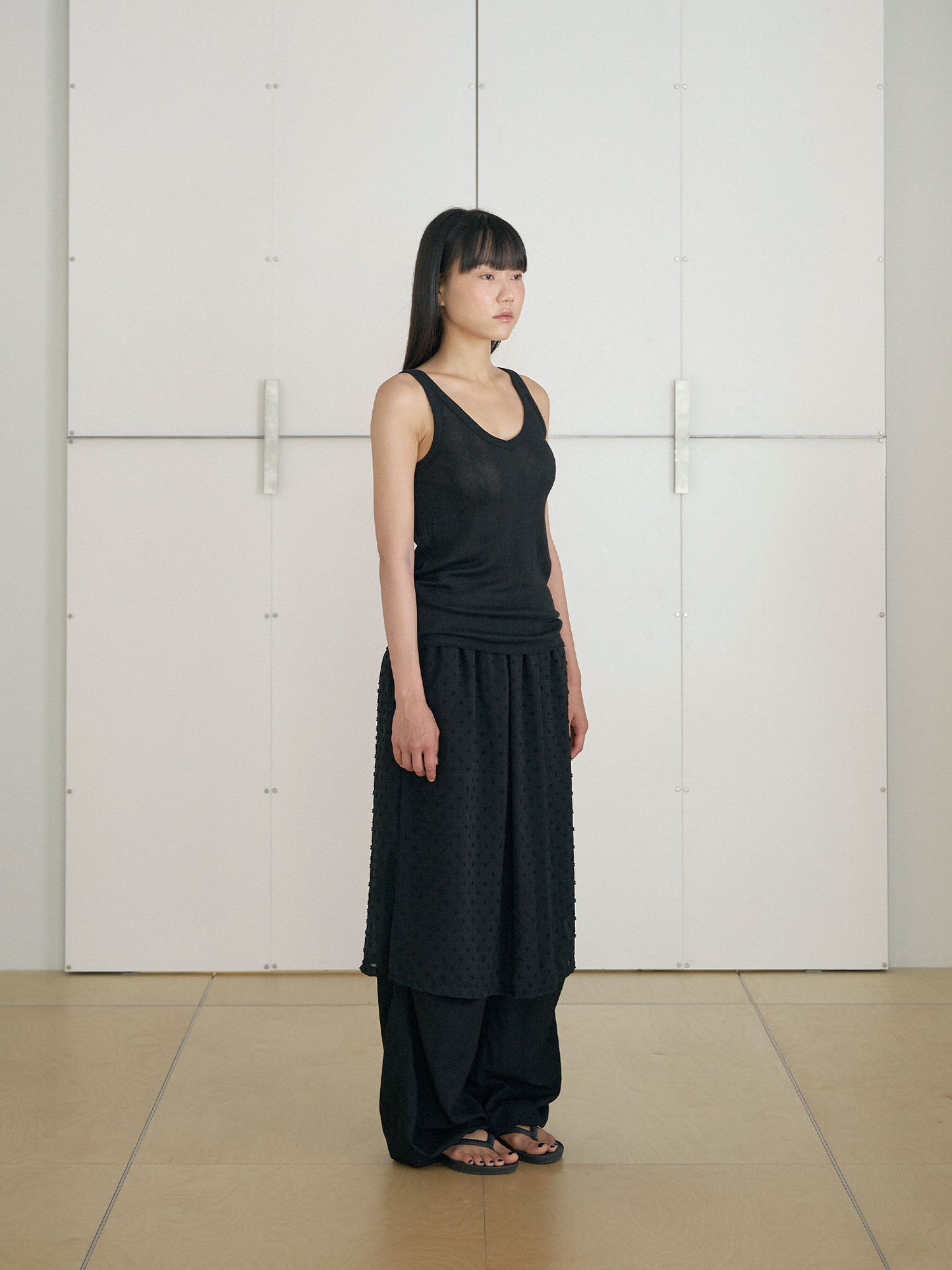 Dot Slit Skirt - Black