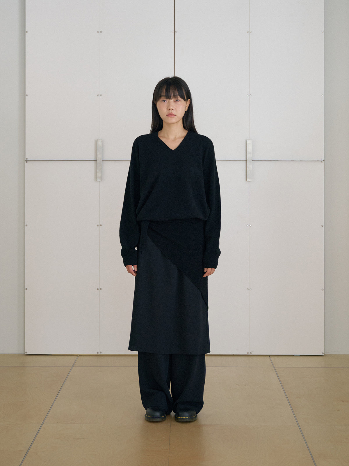 Triangle Scarf - Black 10