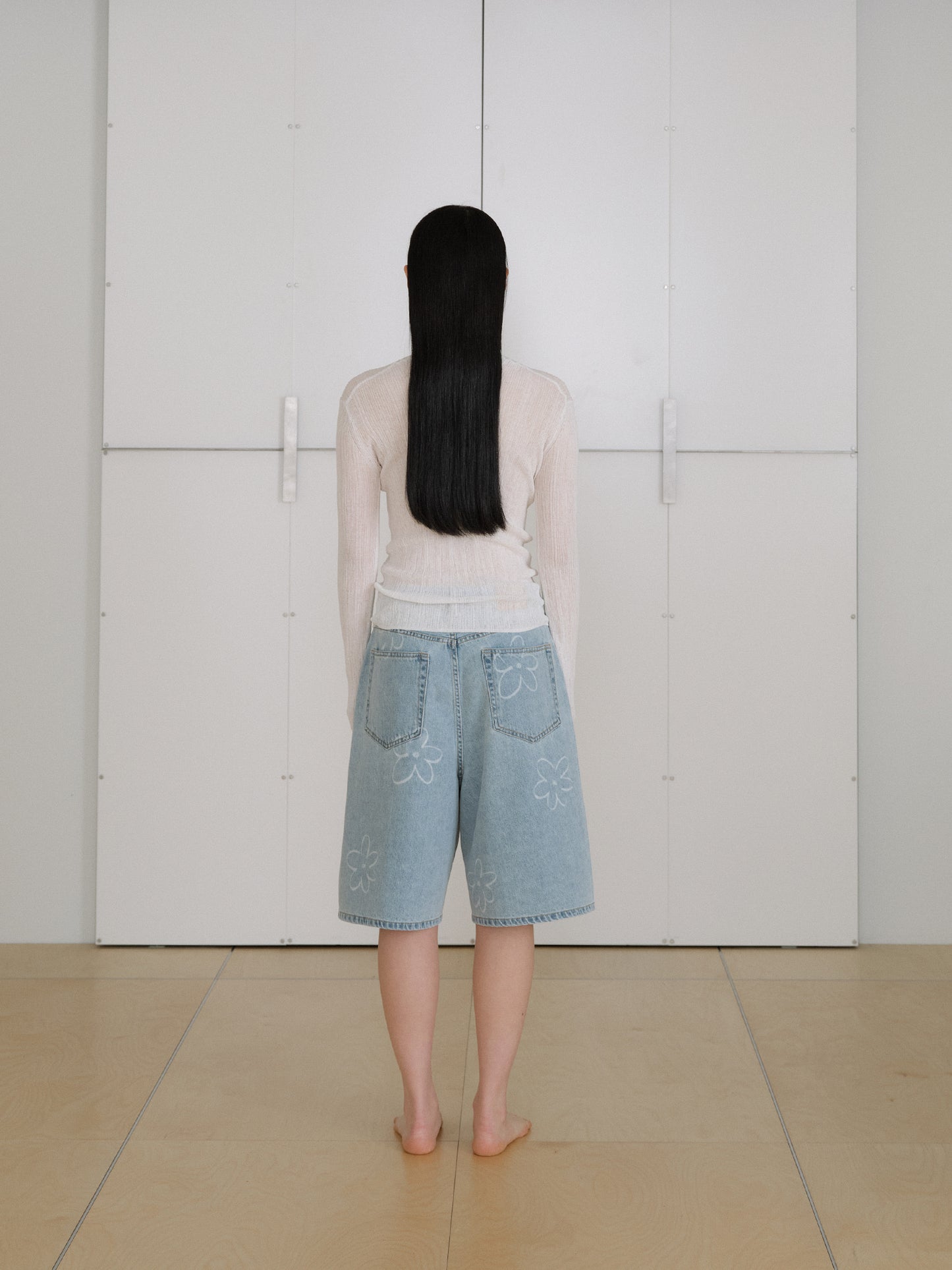 Flower Denim Shorts - Light Indigo