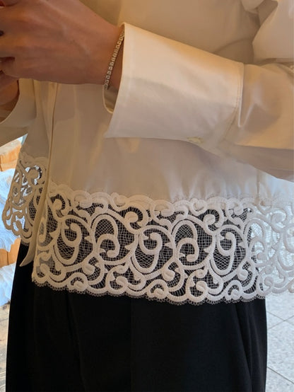 [HER&SHE 2025AW] A Lace Bell Shirt 