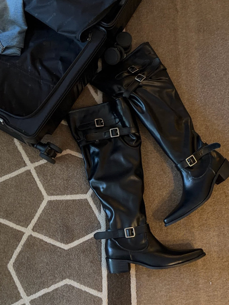 【A MA:DE】Buckle leather boots