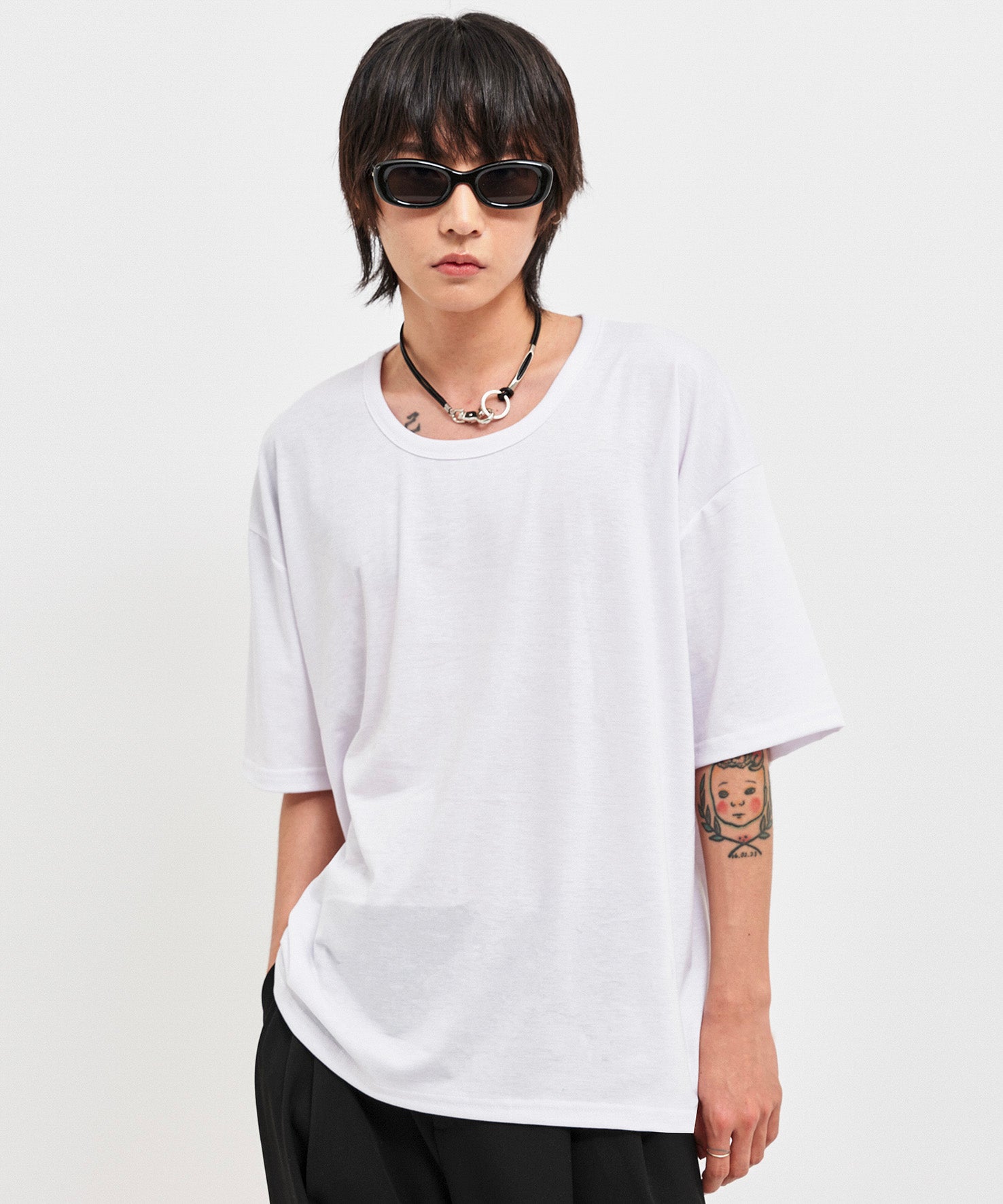 c wear oversized silket scoop neck t shirt white 韓国ファッション トップス
