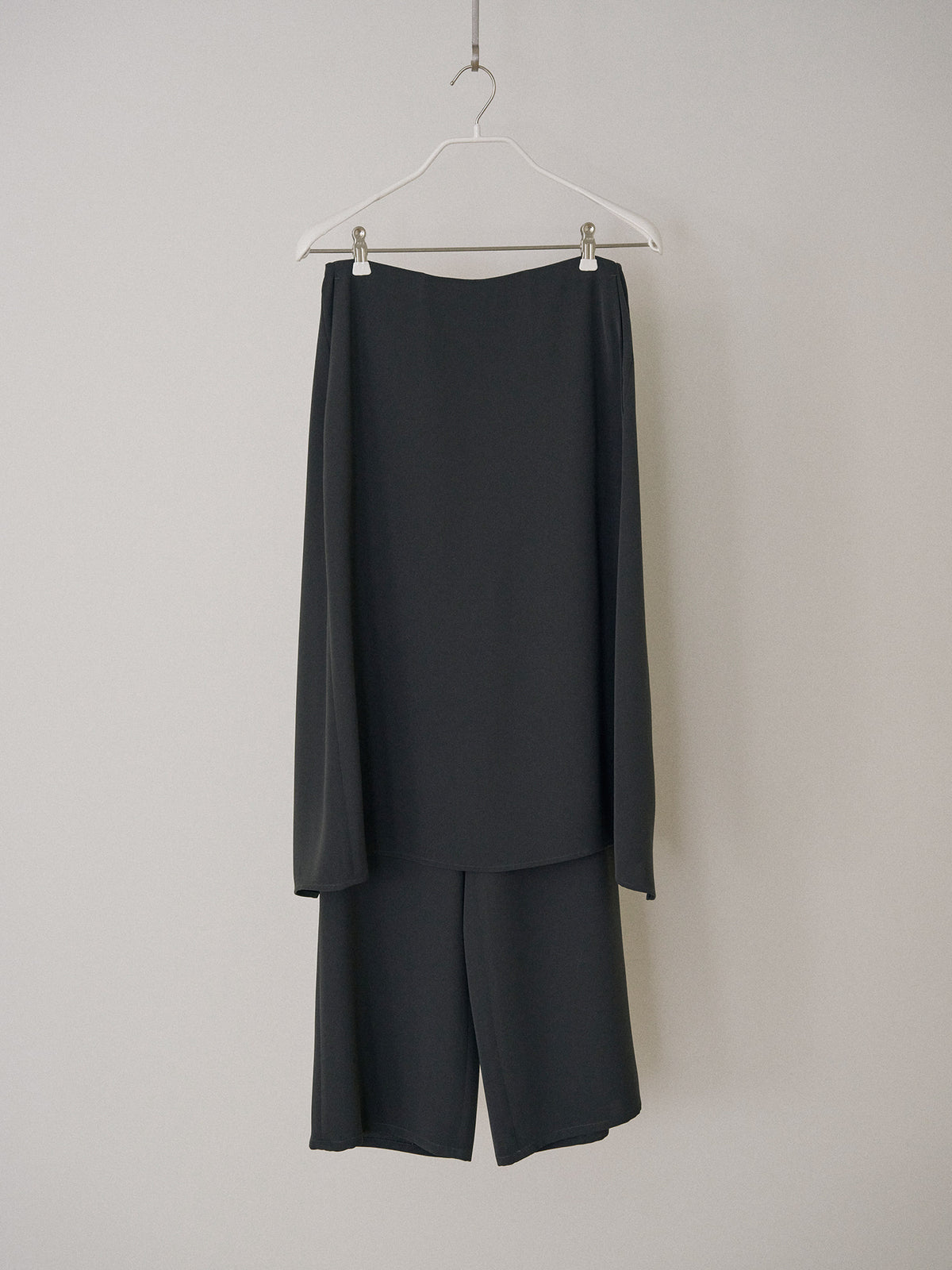 MARAN Skirt Overlay Pants - Charcoal 商品画像18/21