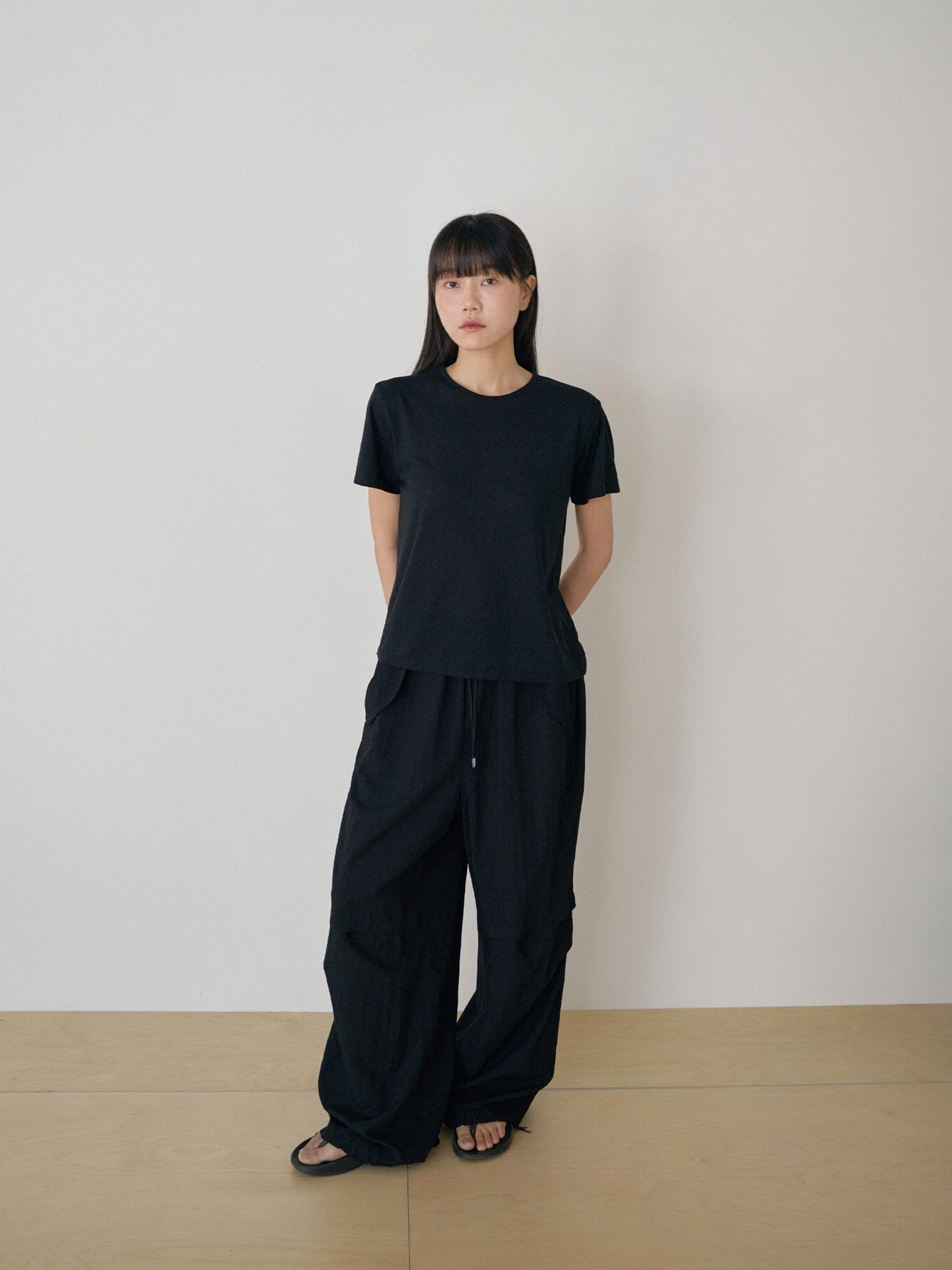 Linen Basic Short Sleeve - Black