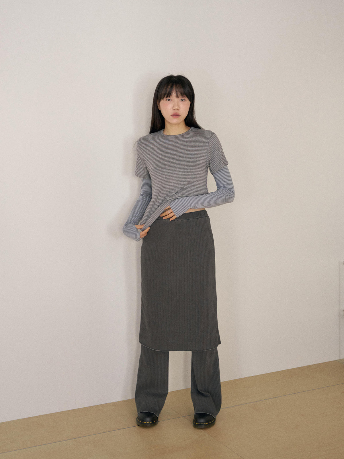 Pigment Rib Skirt - Charcoal 2