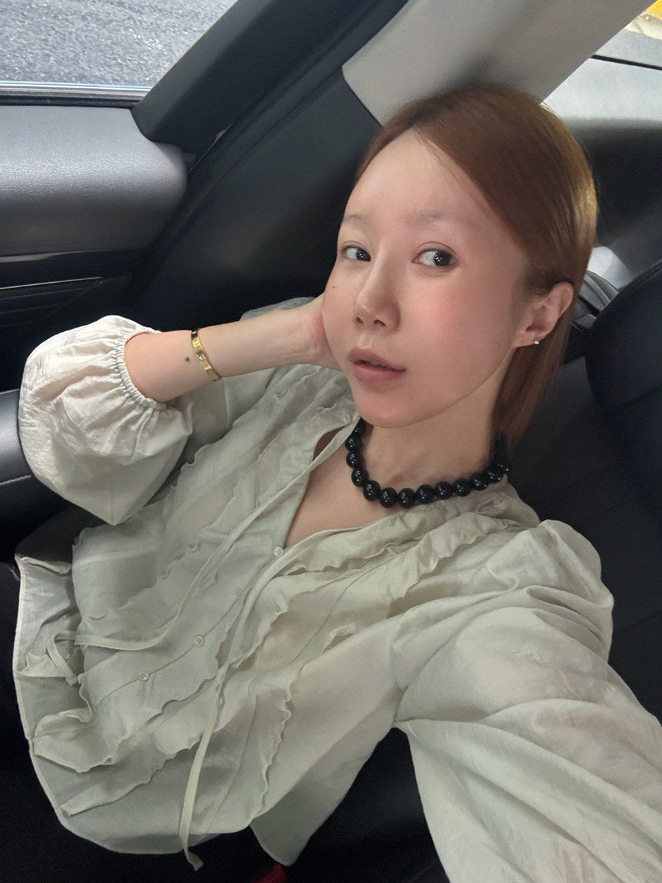 【A MA:DE】Baguette blouse ( 3color )