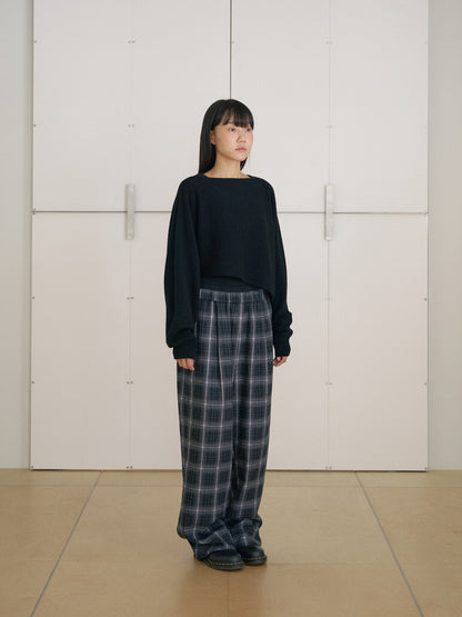 MARAN Unbalanced Boat Neck Pullover - Black 商品画像13/17