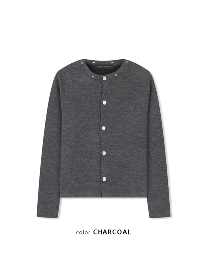 Pearl Snap Ribbed Cardigan CHARCOAL フロントスタイル
