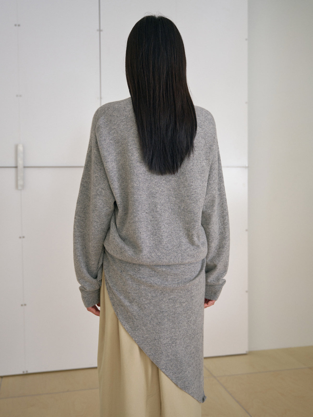 MARAN Triangle Scarf - Gray 商品画像17/21