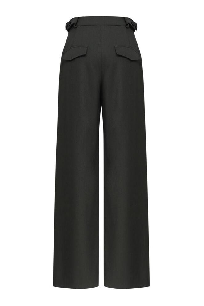 [MORE THAN YESTERDAY] Two-tuck Wide-leg Trousers