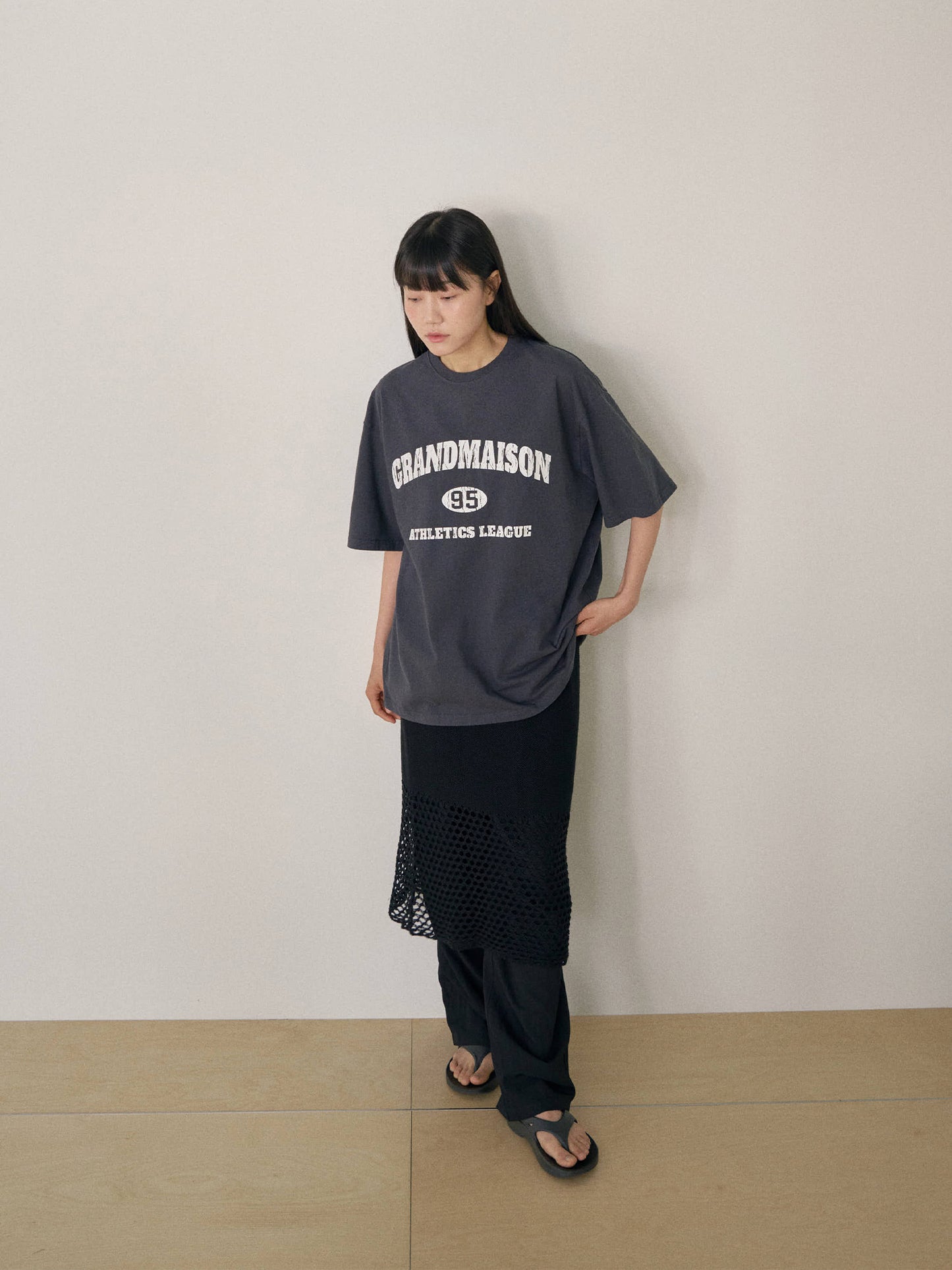 Crack Lettering Short Sleeve - Charcoal