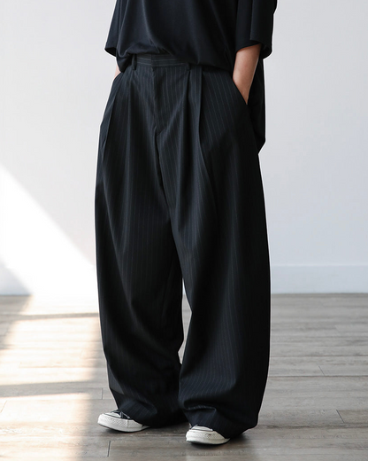 Balloon Silhouette Pintuck Slacks