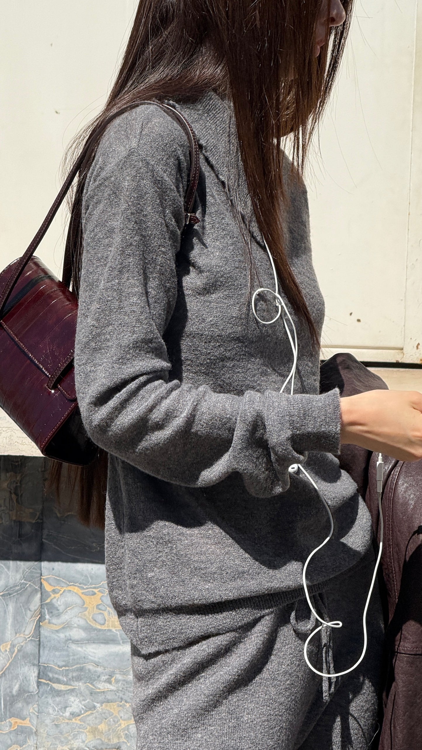 Open-neck Knit