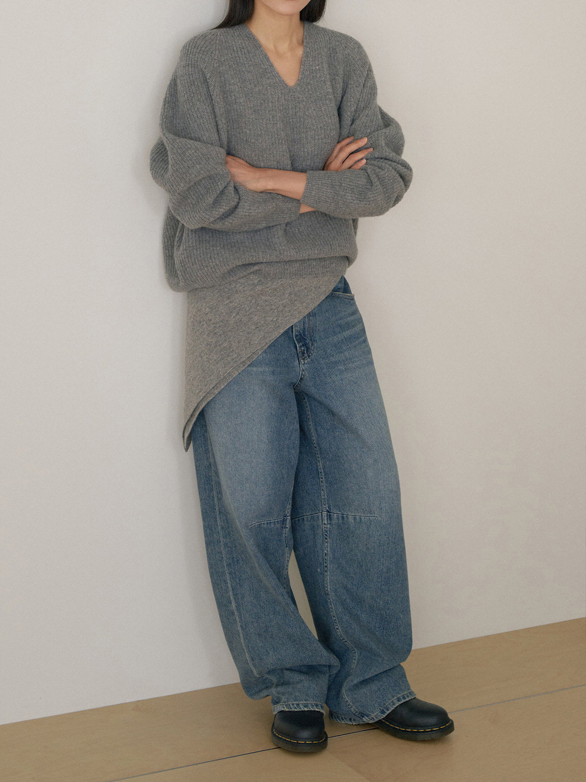 Wool V-neck Raglan Pullover - Gray 7