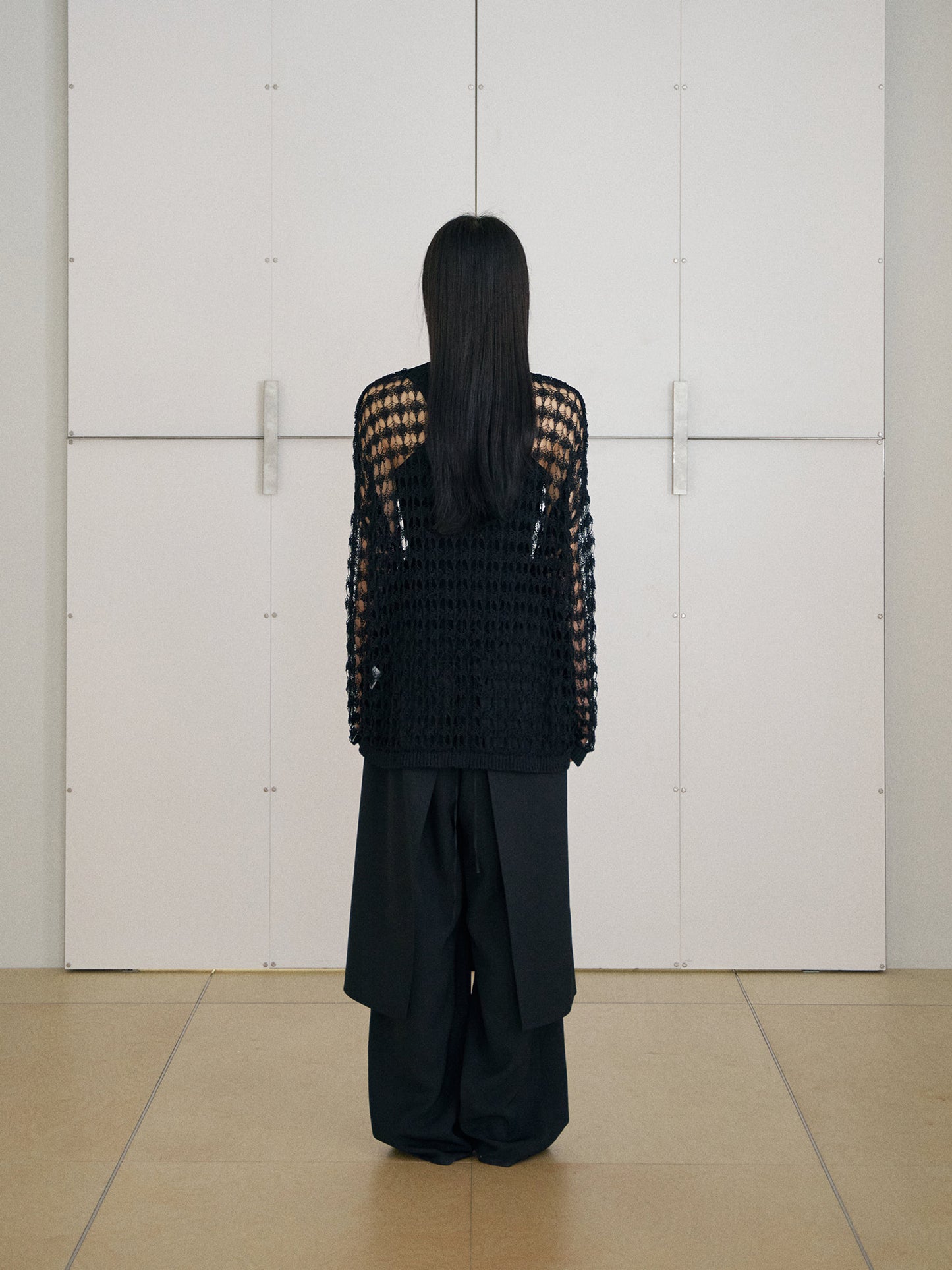 Net Round Pullover - Black