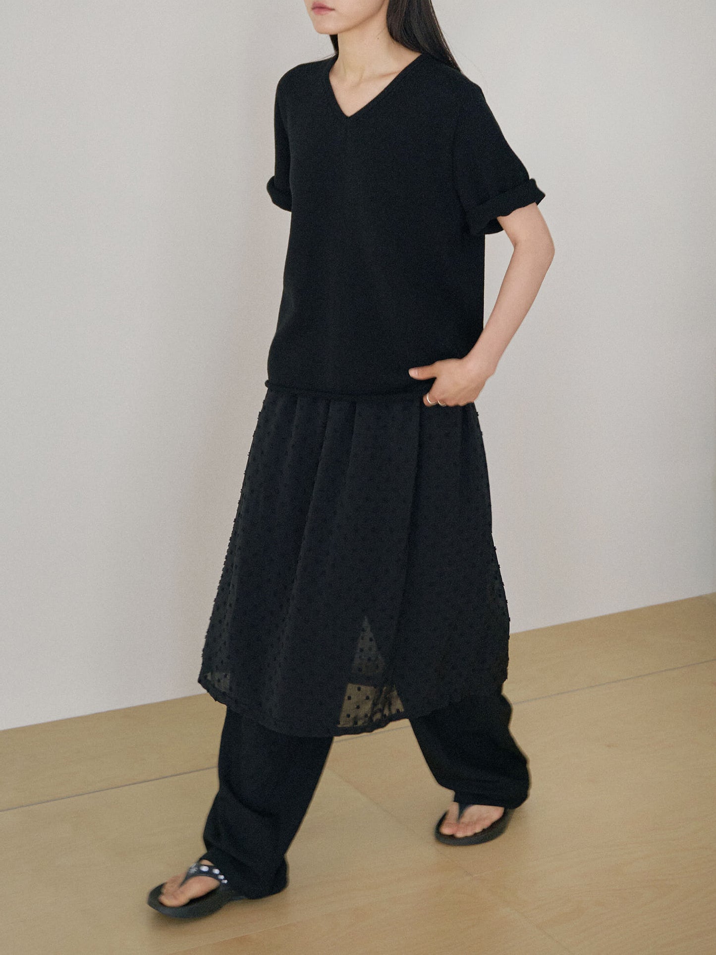 Dot Slit Skirt - Black