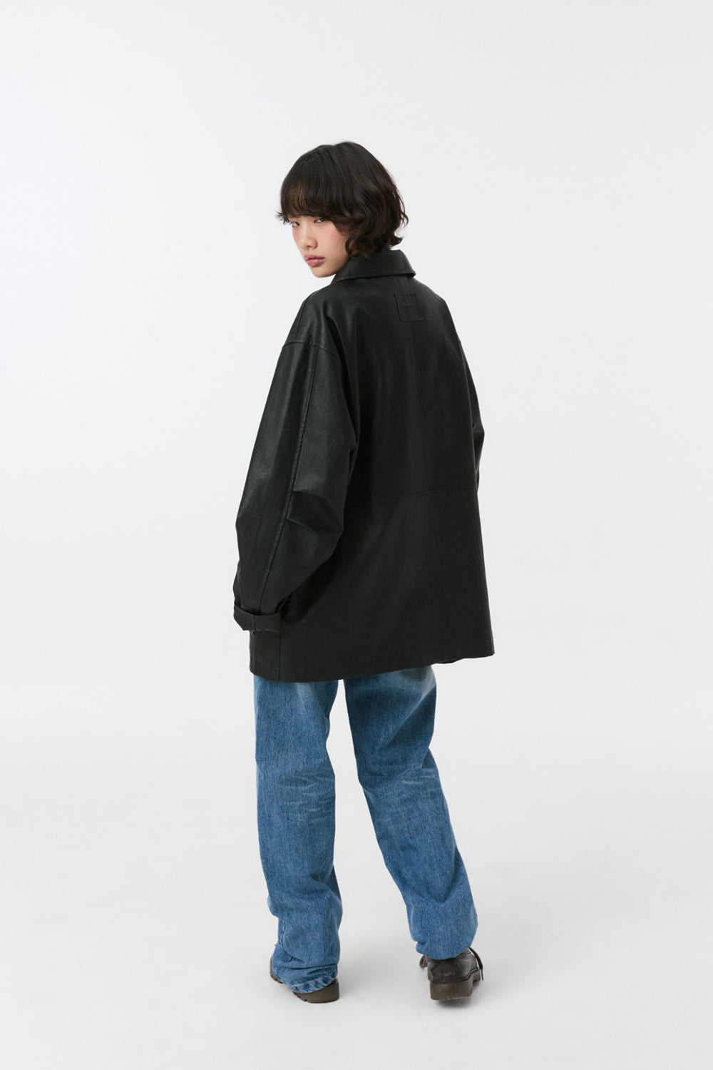 SIGNATURE LABEL VEGAN LEATHER JACKET, BLACK