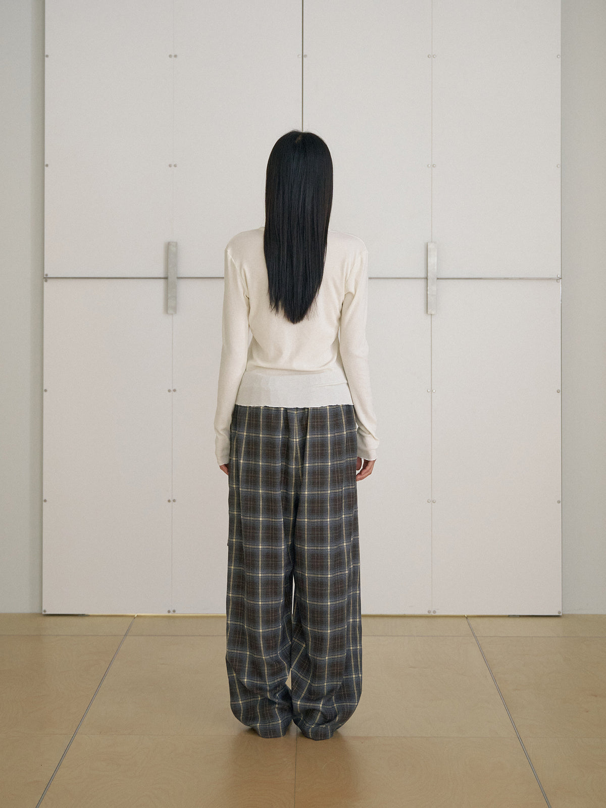 MARAN Wave V-neck Rib Cardigan - Cream 商品画像14/19