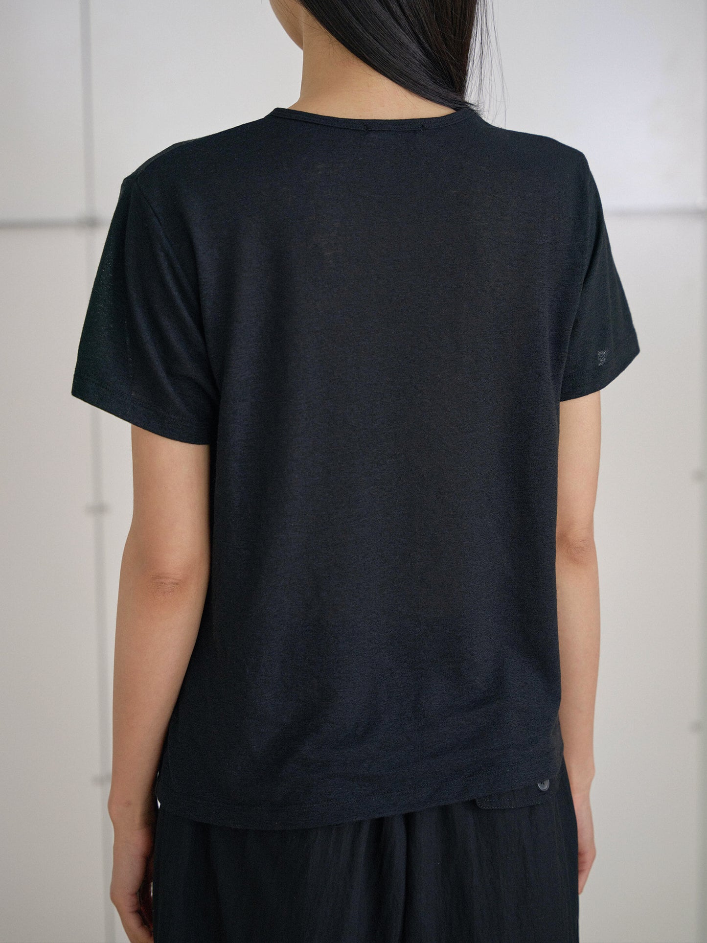 Linen Basic Short Sleeve - Black