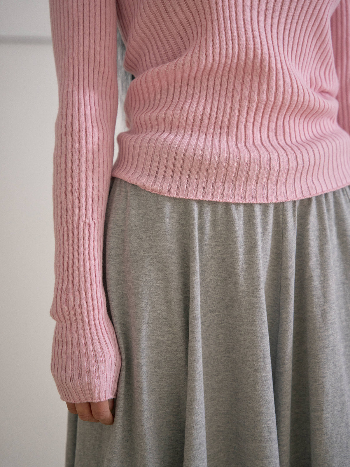 MARAN Double V-neck Rib Pullover - Pink 商品画像15/21