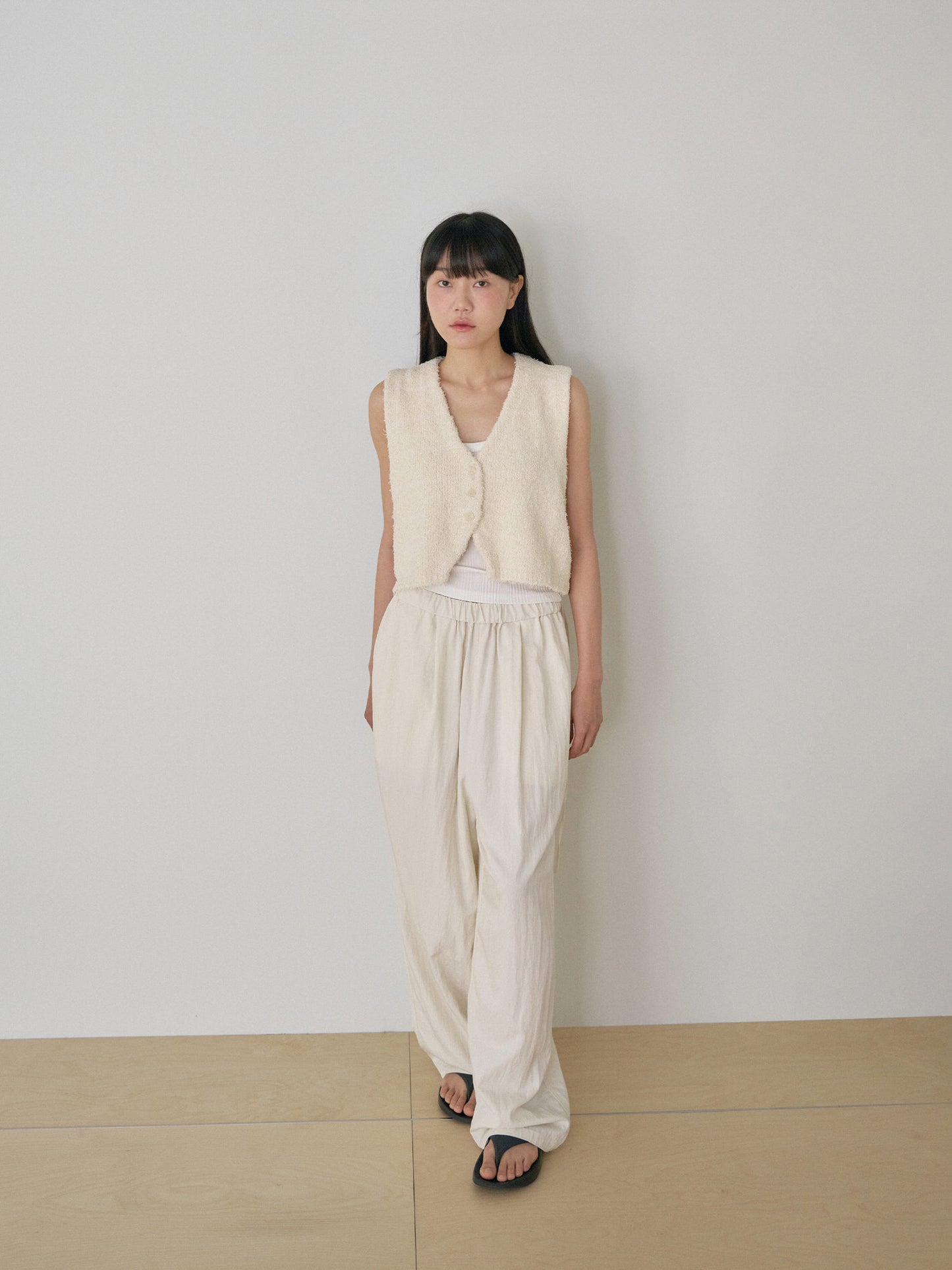 Sleeveless Button Cardigan - Beige