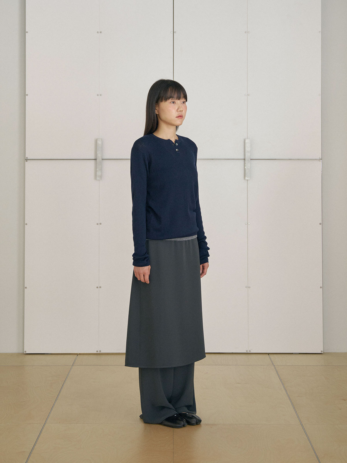 MARAN Skirt Overlay Pants - Charcoal 商品画像17/21