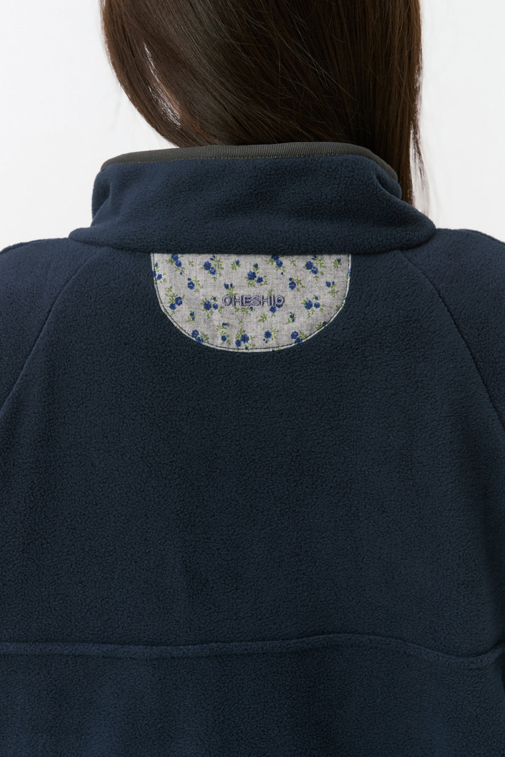 FLORAL CONTRAST FLEECE PULLOVER, NAVY