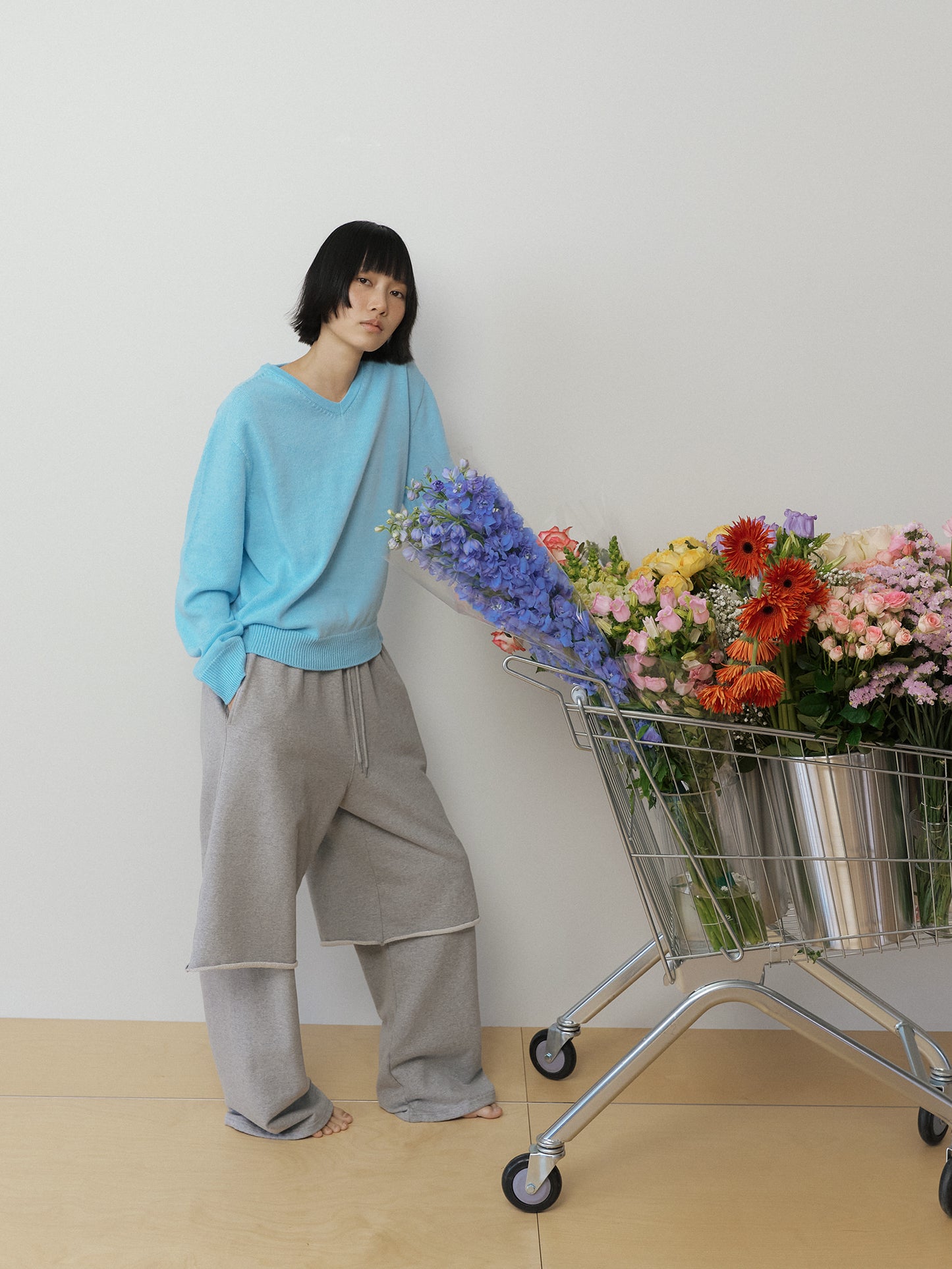 Cutoff Half Sweatpants - Gray