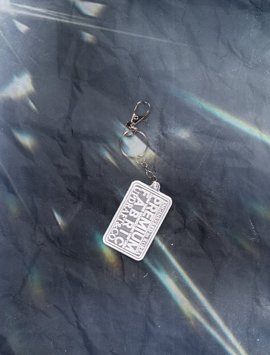 LOGO PATCH ACRYLIC PENDENT ACC MIXED -WHITE